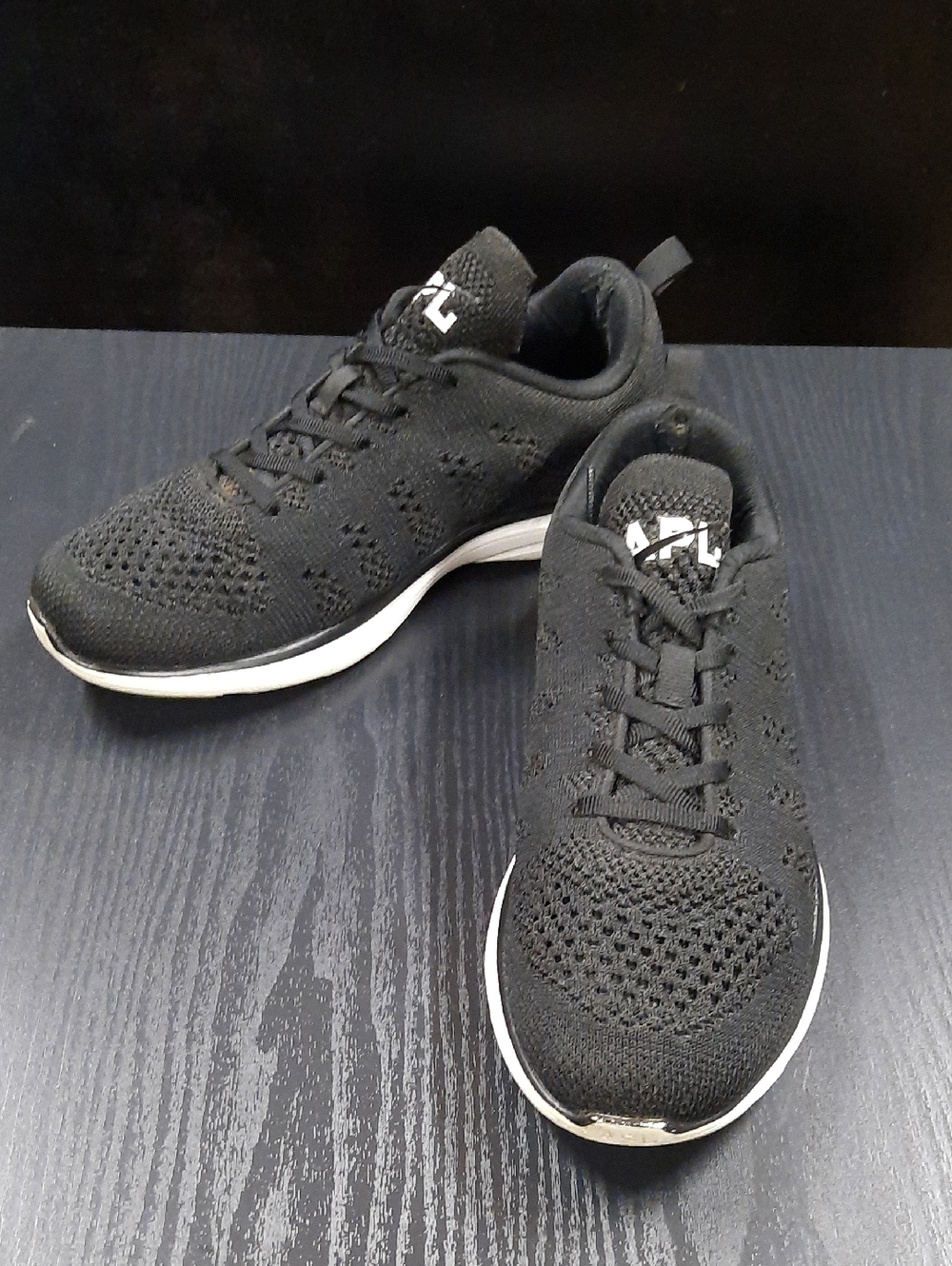 APL TechLoom Pro Women's Running Shoes Size 8 Black / White Propelium